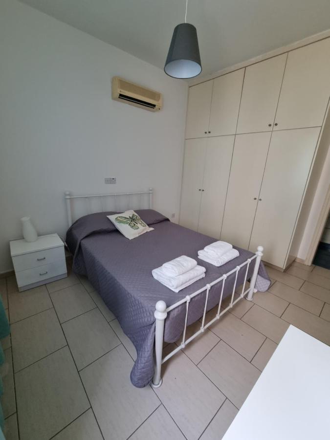 Cosy One Bedroom Apartment In Pafos Екстер'єр фото