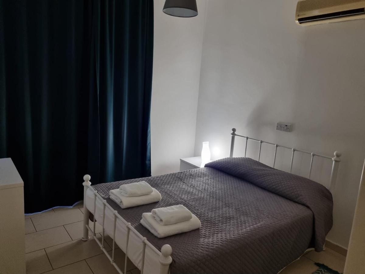 Cosy One Bedroom Apartment In Pafos Екстер'єр фото